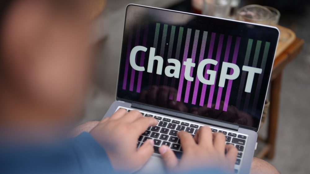 ChatGPT có thể thay thế đội ngũ tư vấn tài chính không?